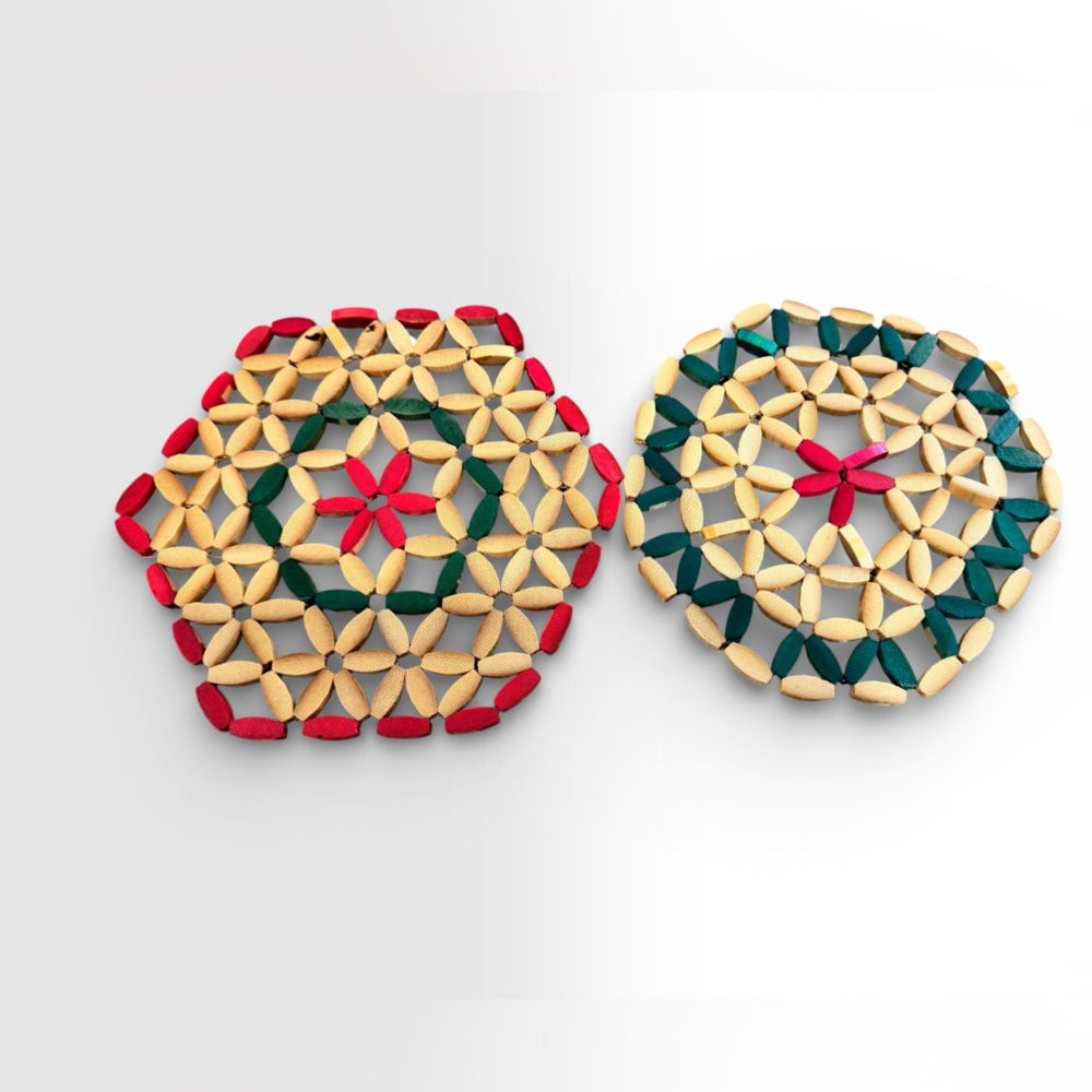 Vintage Bamboo Red and Green Trivets